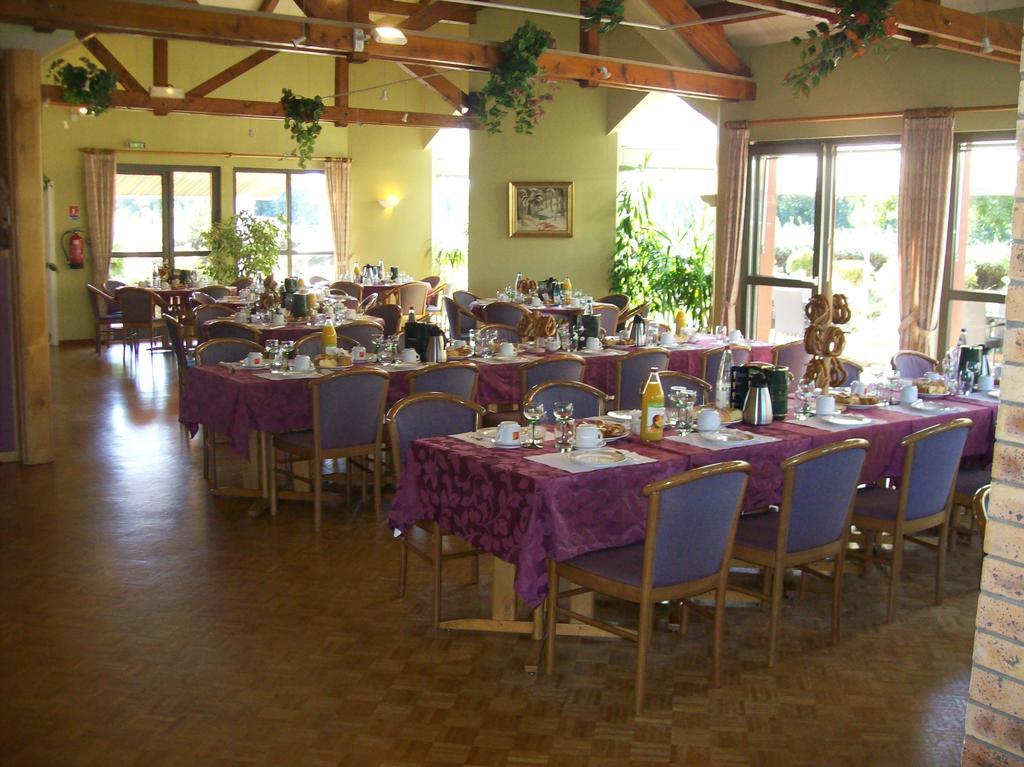Hotel Restaurant La Tour Romaine - Haguenau - Strasbourg Nord Schweighouse-sur-Moder Zewnętrze zdjęcie